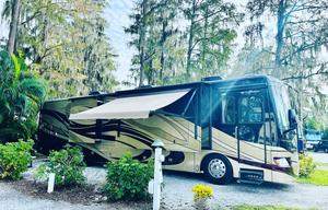King Suite W/PVT Bunkhouse in the Sunshine State