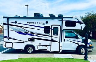 SUPER CLEAN 2025 FORESTER LE 24' (PET FRIENDLY)