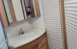 Family Size Self-Contained Home on Wheels