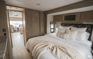 A5-Pursuit Sleeps6-Comfort, Space, Road Confidence