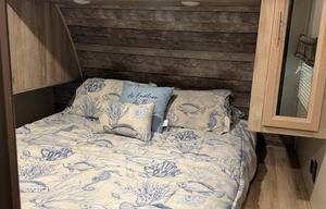 EL’S Comfy Camper