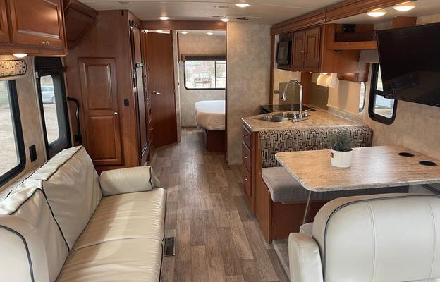 2018 Winnebago Vista 29VE
