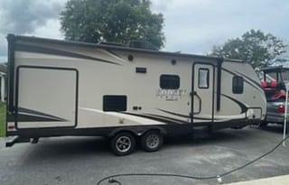 2018 CrossRoads RV Sunset Trail Super Lite SS254RB