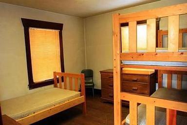 VIGILANTE CABIN interior 1