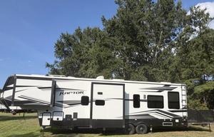 Raptor Retreat|King Bed| 1.5 baths|Sleeps 7