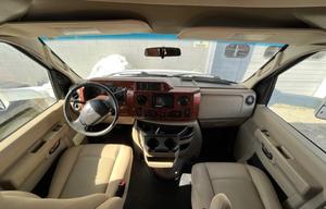EDWARD - 2014 Winnebago Chalet WF-224VR