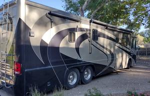 Stella - 2005 Country Coach Allure 470