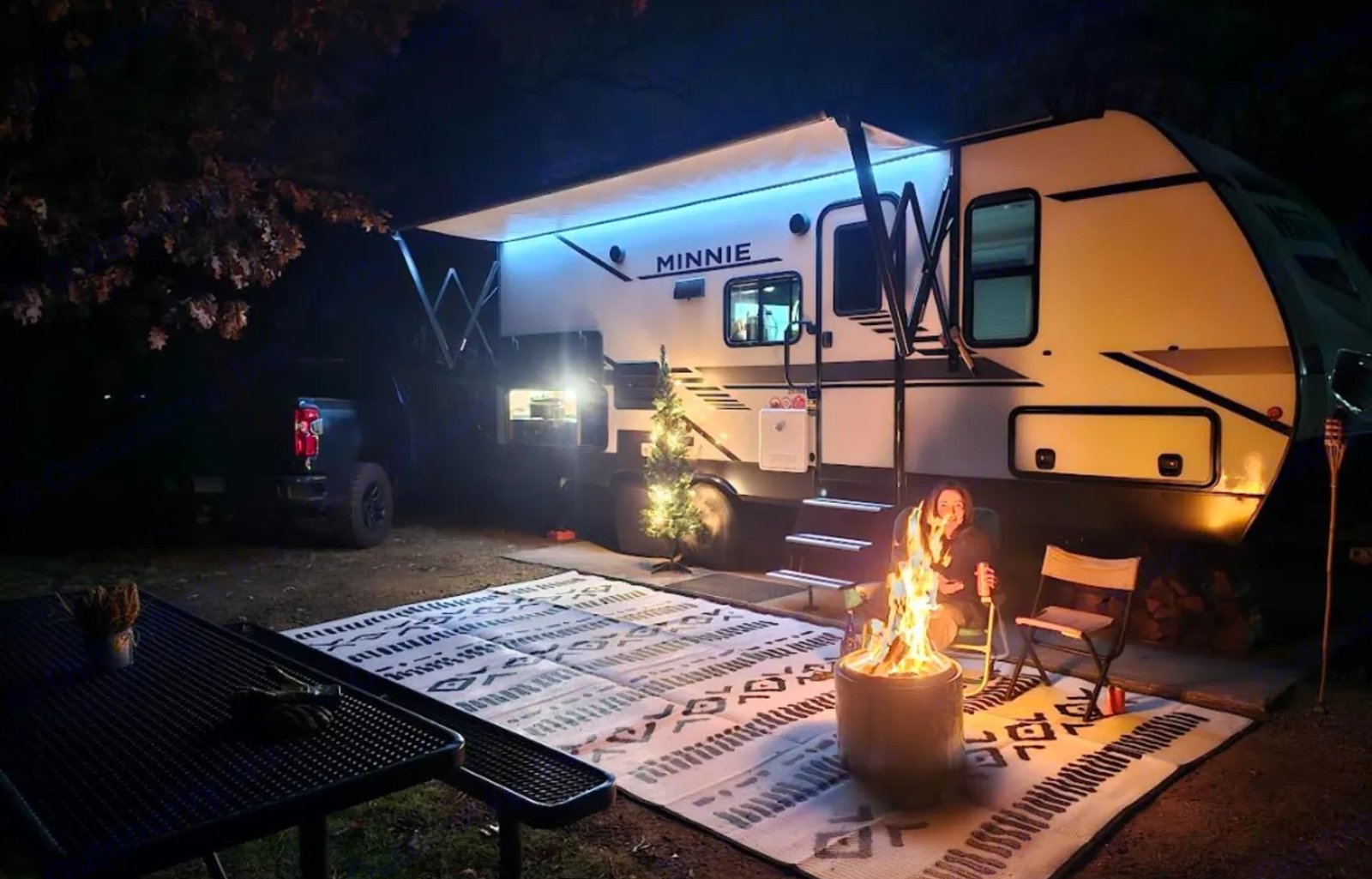 "Minnie Winnie" - COUPLE'S RETREAT!