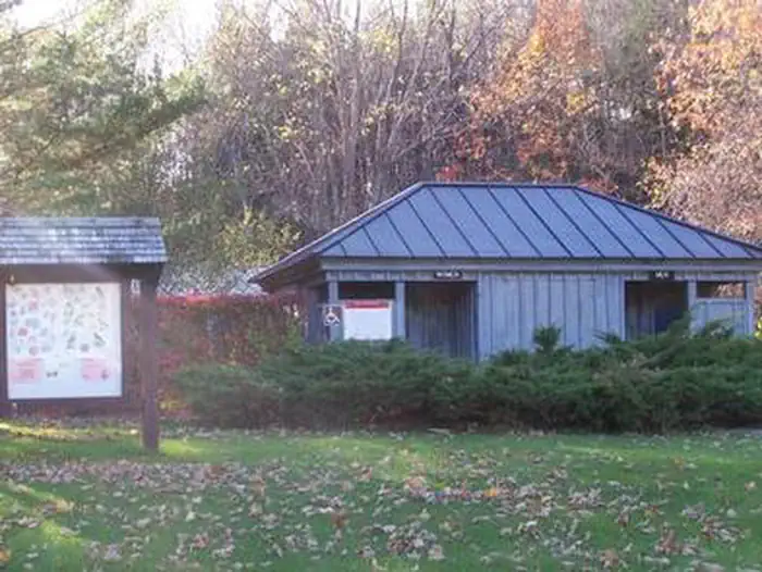 Union Village Dam Picnic Area (VT)