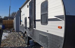 2022 Coachmen RV Clipper 182BDU