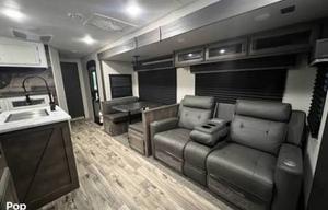 2022 Venture RV SportTrek ST327VIK RV rental photo 29
