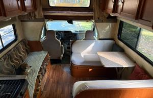 Ford Coachman Freelander Kid and Dog Friendly