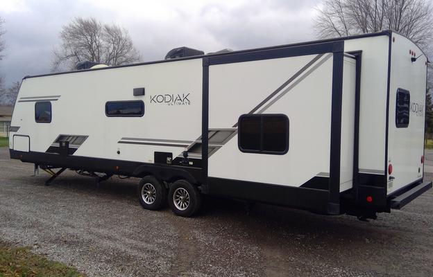 2022 Dutchmen RV Kodiak Ultimate 3301BHSL