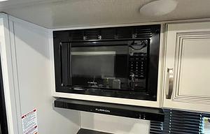 2022 Keystone RV Cougar Half-Ton 34TSB RV rental photo 6