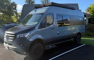 VAN MORRISON: 2026 Vanworks Switchback 6x6