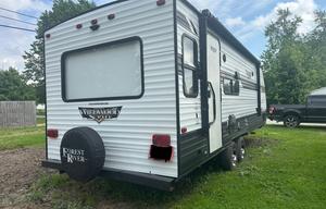 2021 Wildwood X-Lite 24RLXL RV rental photo 7