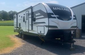 2022 heartland mallard  32’  rv rental