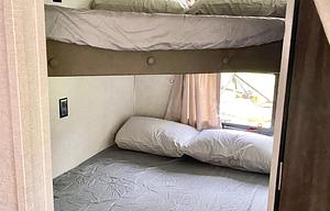 2020 Fully equipped, camping supplies