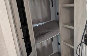 2024 Salem: Spacious Kitchen & Hidden Guest Room