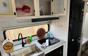 2021 Dutchmen RV Coleman Rubicon 1628BH RV rental photo 12