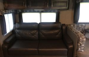 2018 Keystone Outback HAL437