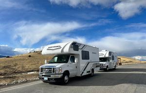 2025 Modern camper fully stocked - pick up and go!