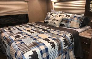 "Sugarbear Express 1" Thor Bunkhouse