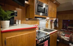 Camp in vintage luxury
