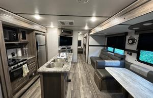 2021 CrossRoads RV Zinger with 1.5 Bath