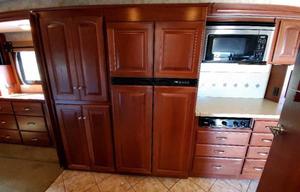 2011 Winnebago Adventurer 35P