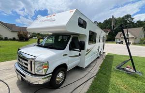 2018 Thor Majestic 28A Hope Mills, NC