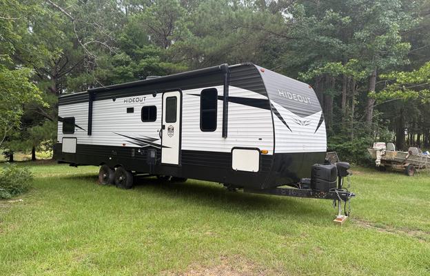 2020 Hideout 290LHS RV rental photo 1