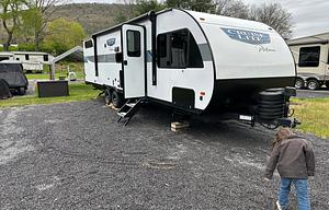 Dream Camper! Private King Master & Priv Bunkhouse