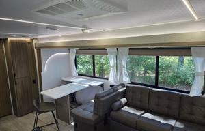 Family friendly with spacious private bunkroom!