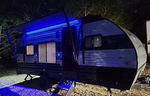 2021 Tow Hauler Wolf Pup ! Patio Gate, Solar Panel