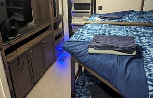 Pioneering Passport 3400QD - Sleeps 14