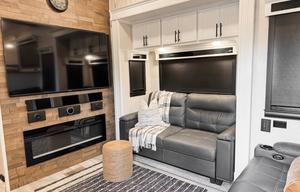 Riverstone Legacy 5th Wheel - Dream Kitchen