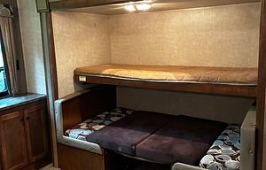 37' Keystone Sprinter Big and Perfect for familys!
