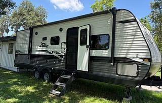 L&M PTJ Kids & Pet Approved Camper Rental