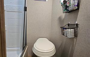 2019 21ft Winnebago with Bunks!