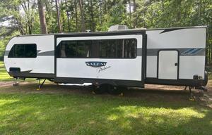 2024 Spacious Forest River Salem 29VBUDX