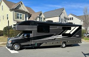 ‘Endeavor’ Loaded with Amenities + Sleeps 10!