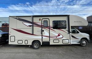 Comfortable RV with Slide-Outs - Jayco Redhawk