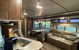 2018 Cruiser Embrace EL280