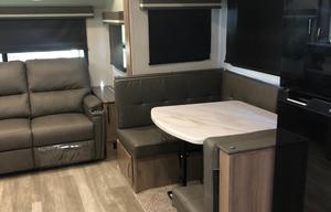 AU PARTY On The PLAINS/Private Campsite/Delivery