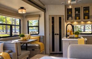 Comfort Meets Convenience 2021 Flagstaff GWTX2942