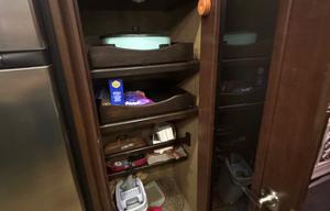 2016 Voltage V3970 RV rental photo 15