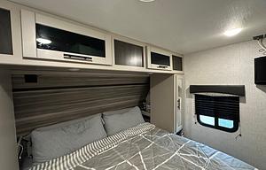 2022 Cruiser Aire 33BHB - Big Family RV Rentals