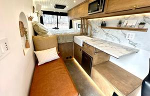 Mercedes Sprinter 4x4 Van "Sully"