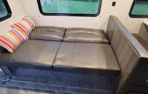 2021 Spacious East to West 26RB king bed